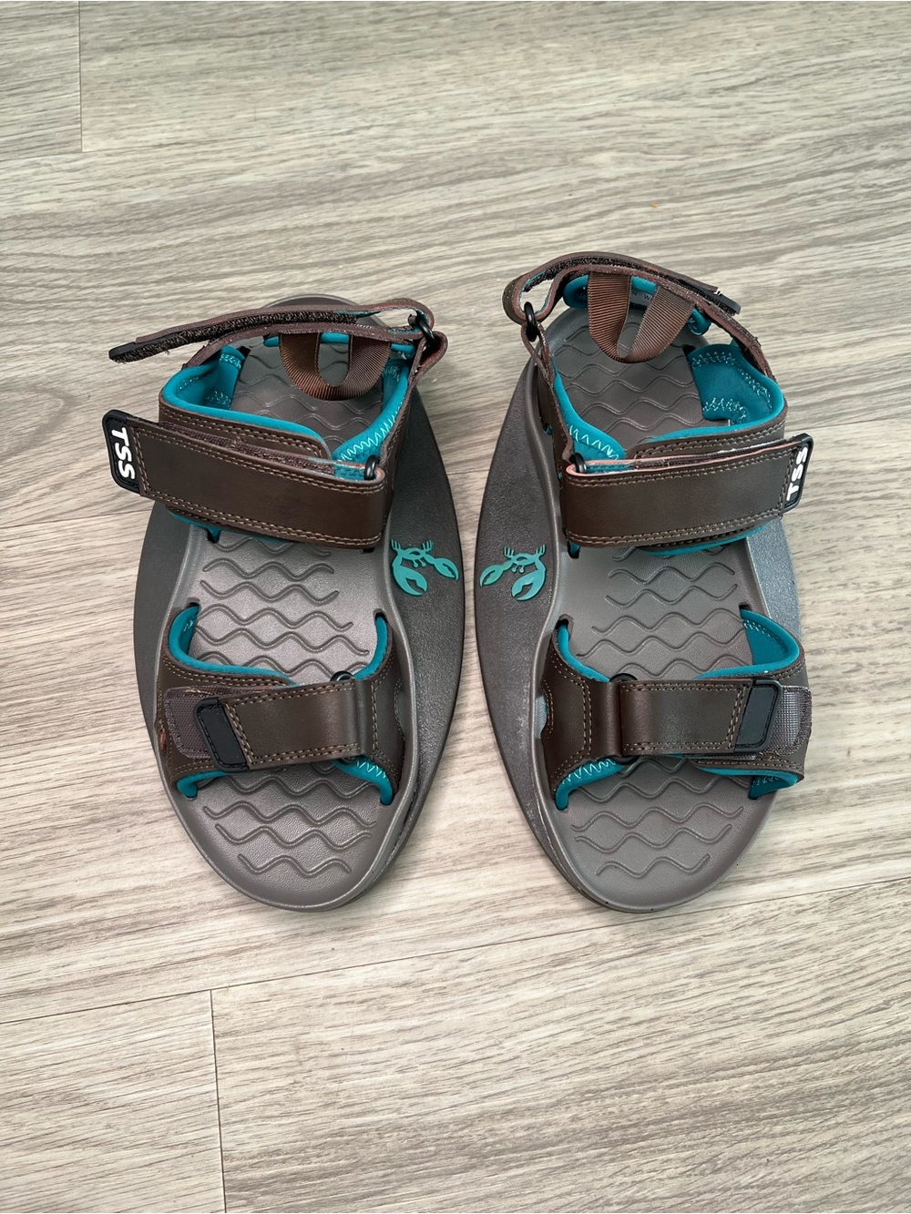 TSS The Shore Shoe Stability Sandals Women's 8 Men's 6 EUR 39 Brown/Aqua